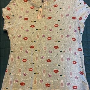 Victoria's Secret Gray Tee with Red and Purple Print size small